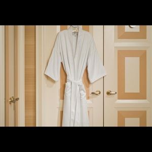 Wynn Resort Robe - BRAND NEW IN PLASTIC